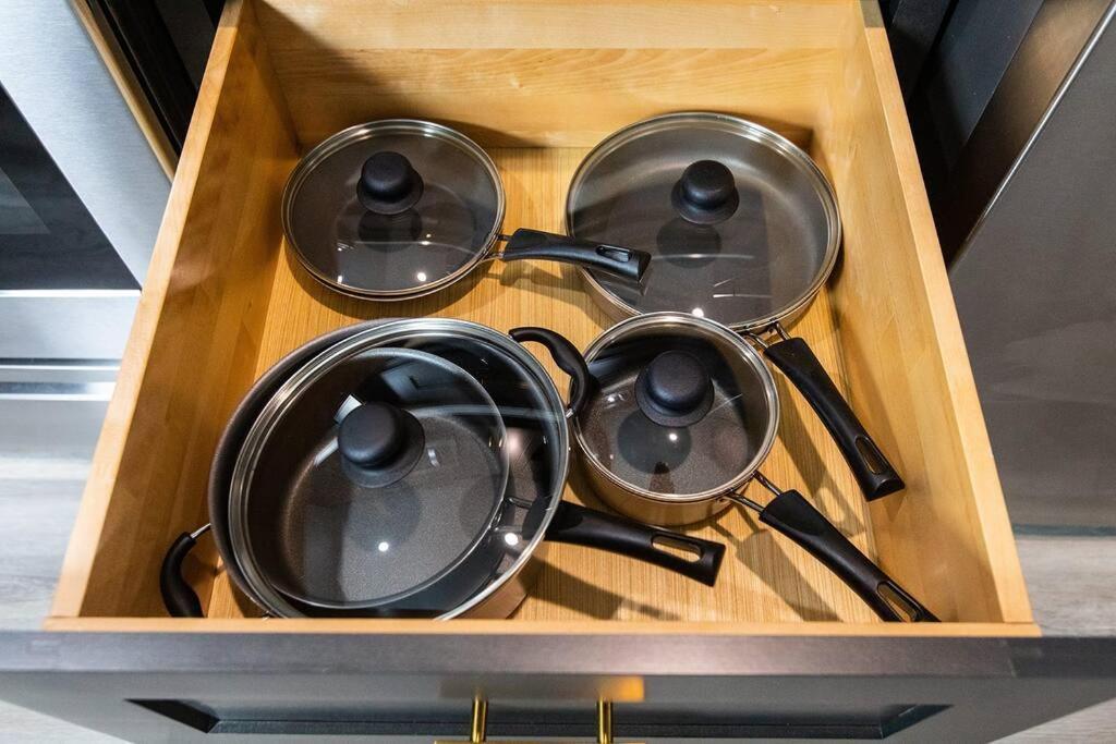 サンディエゴProfessionals-Restaurants-Fastwifi-A C-Desk- Petsアパートメント エクステリア 写真